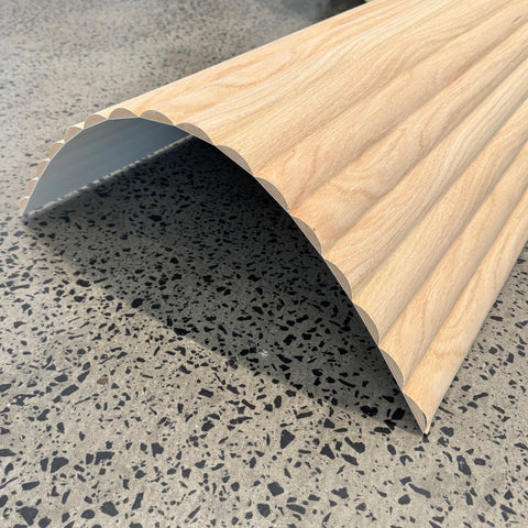 WOODFLEX® FLOW Flexible Wooden Wall Panel - Oak Veneer - 2700mm x 600mm - Half Round 37.5mm