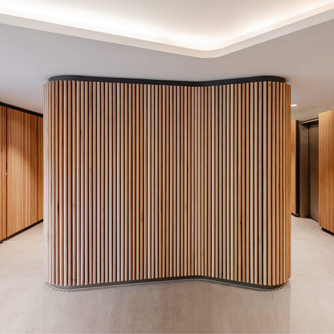 WOODFLEX Flexible Batten Outdoor Hard Wood Wall & Ceiling Cladding - Oak & Black - 2400mm x 600mm